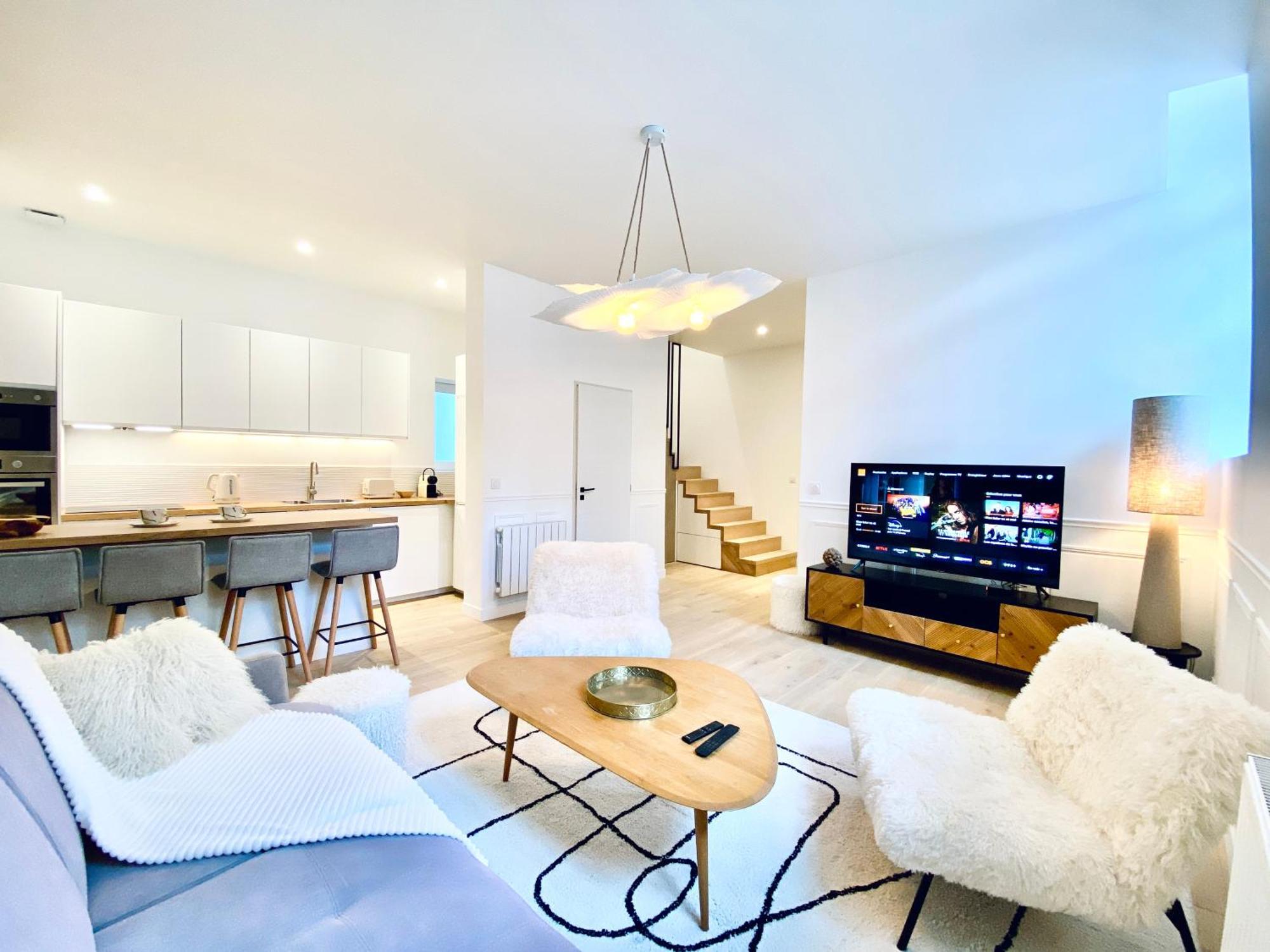 Velvet - Best Keys - Maison Duplex Elegante - Plein Centre Ville - Deco Minimaliste & Cosy - Literie Haut De Gamme - 2 Chambres Separees - Lit Queen Size & 1 Canape Convertible - Smart Tv - Wifi Fibre - Check-In Autonome Sens Exterior foto